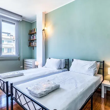 Splendido Trilocale Sviluppato Su Due Livelli Milan