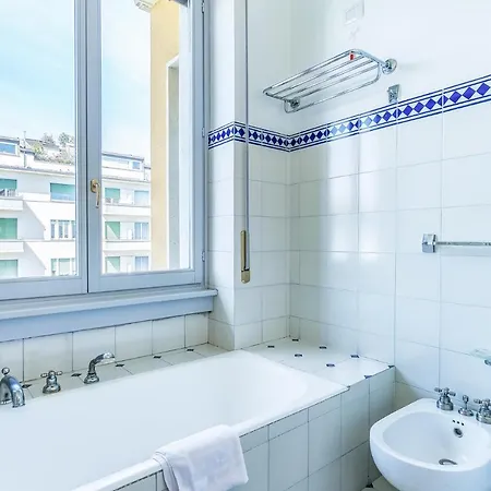 Apartment Splendido Trilocale Sviluppato Su Due Livelli